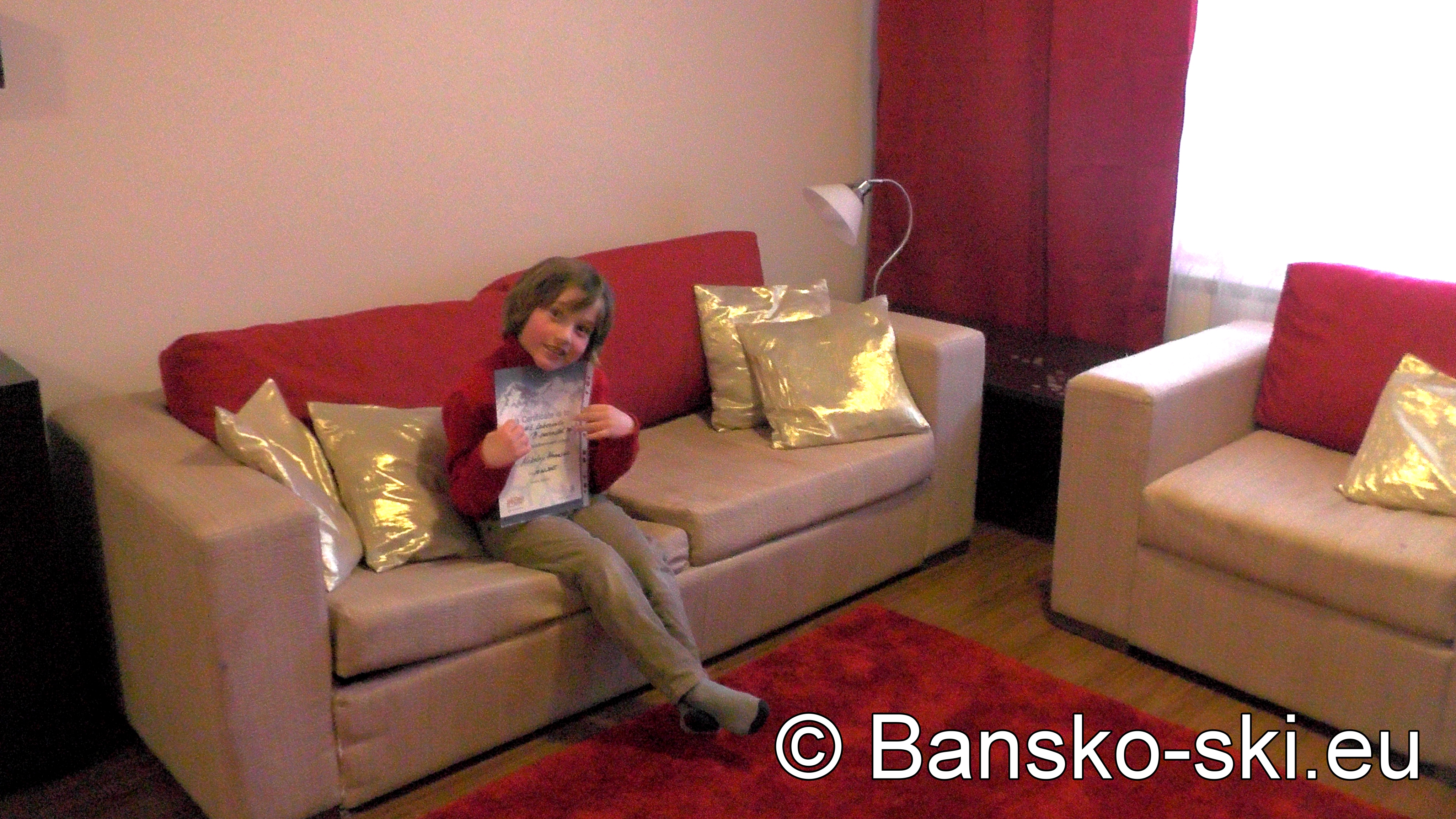 Little guest in Bansko Ski Apartment "Bulgarian Rose" in Bansko Royal Towers